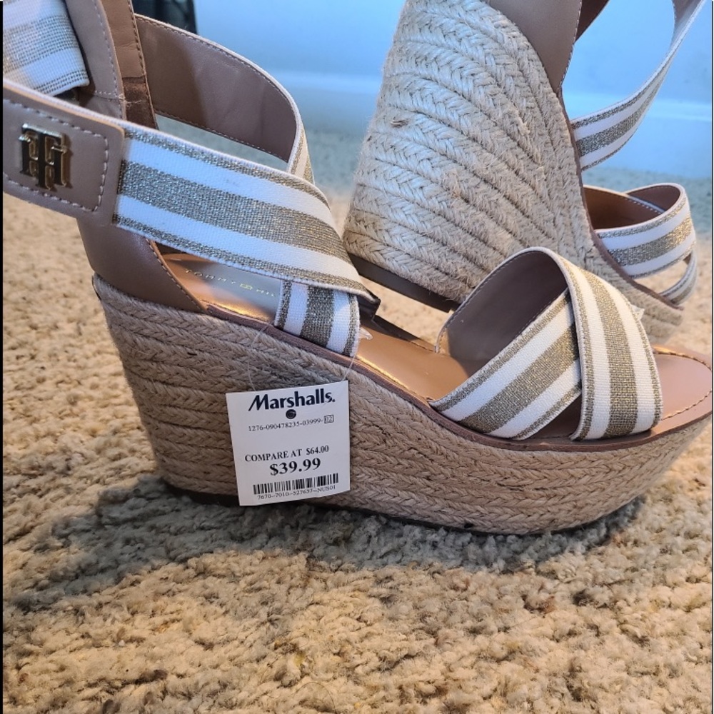 Wedges - Picture 2 of 4